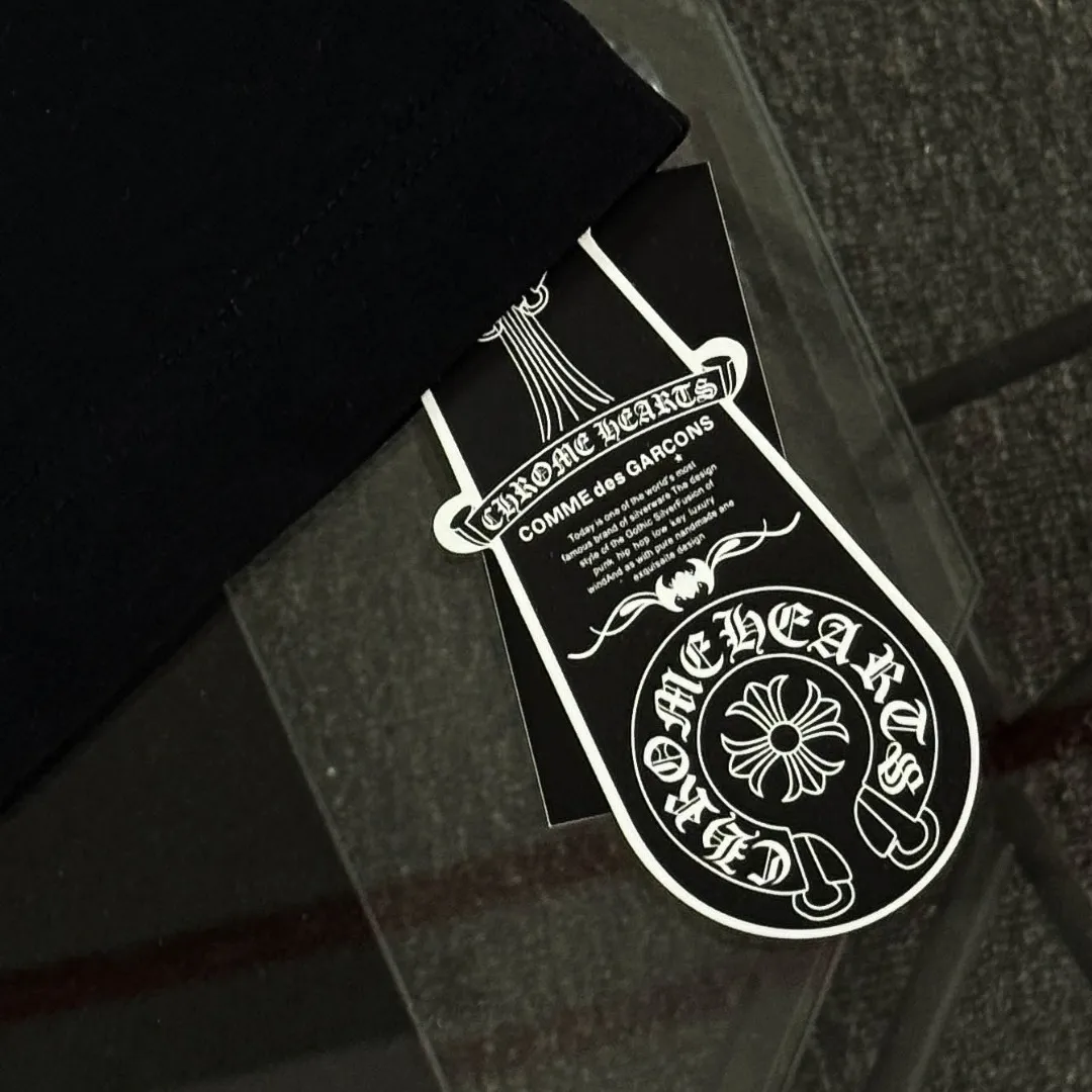P180 Chrome Hearts 25 high version fabrics made of 300g high-density cotton, no deformation, no shrinkage, complete with three labels, same style for men and women, process: patch embroidery, color: white, black, gray SIZE: S-XL